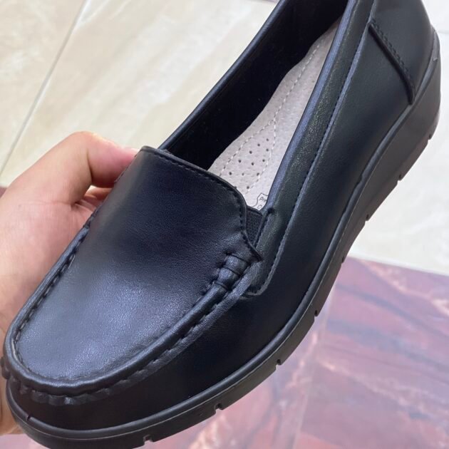 Chaussure orthopédique femme